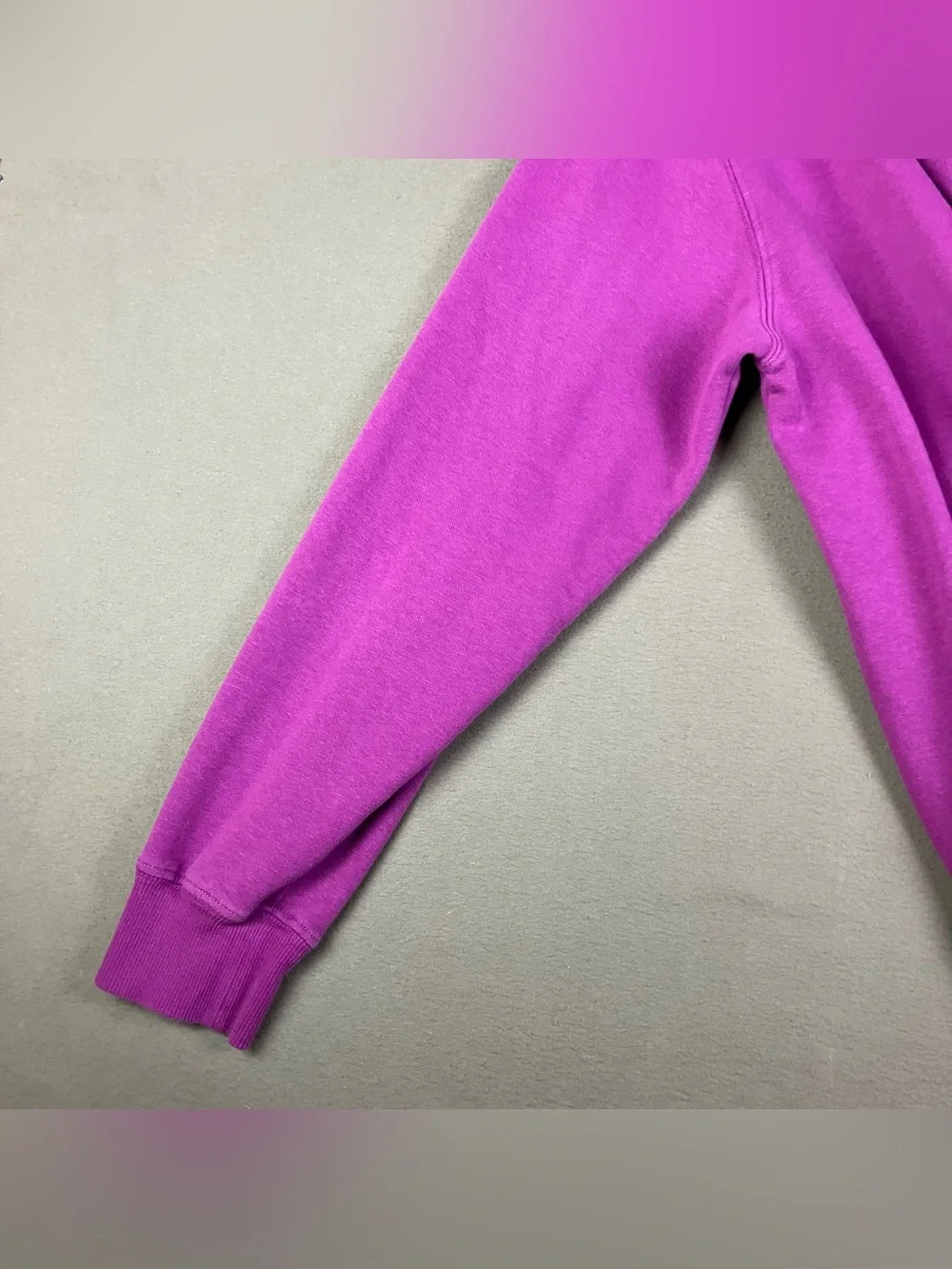 The North Face Men’s Size M Hoodie Sweatshirt Purple Never Stop Exploring Logo.
